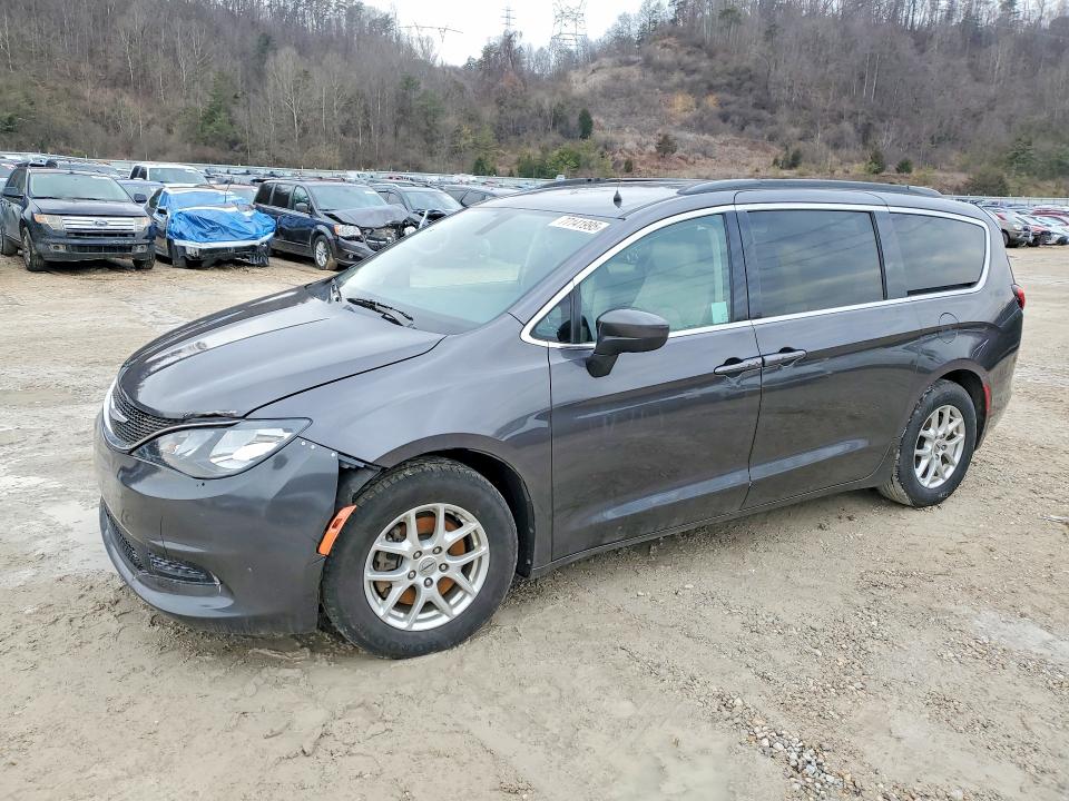 2021 Chrysler Voyager
