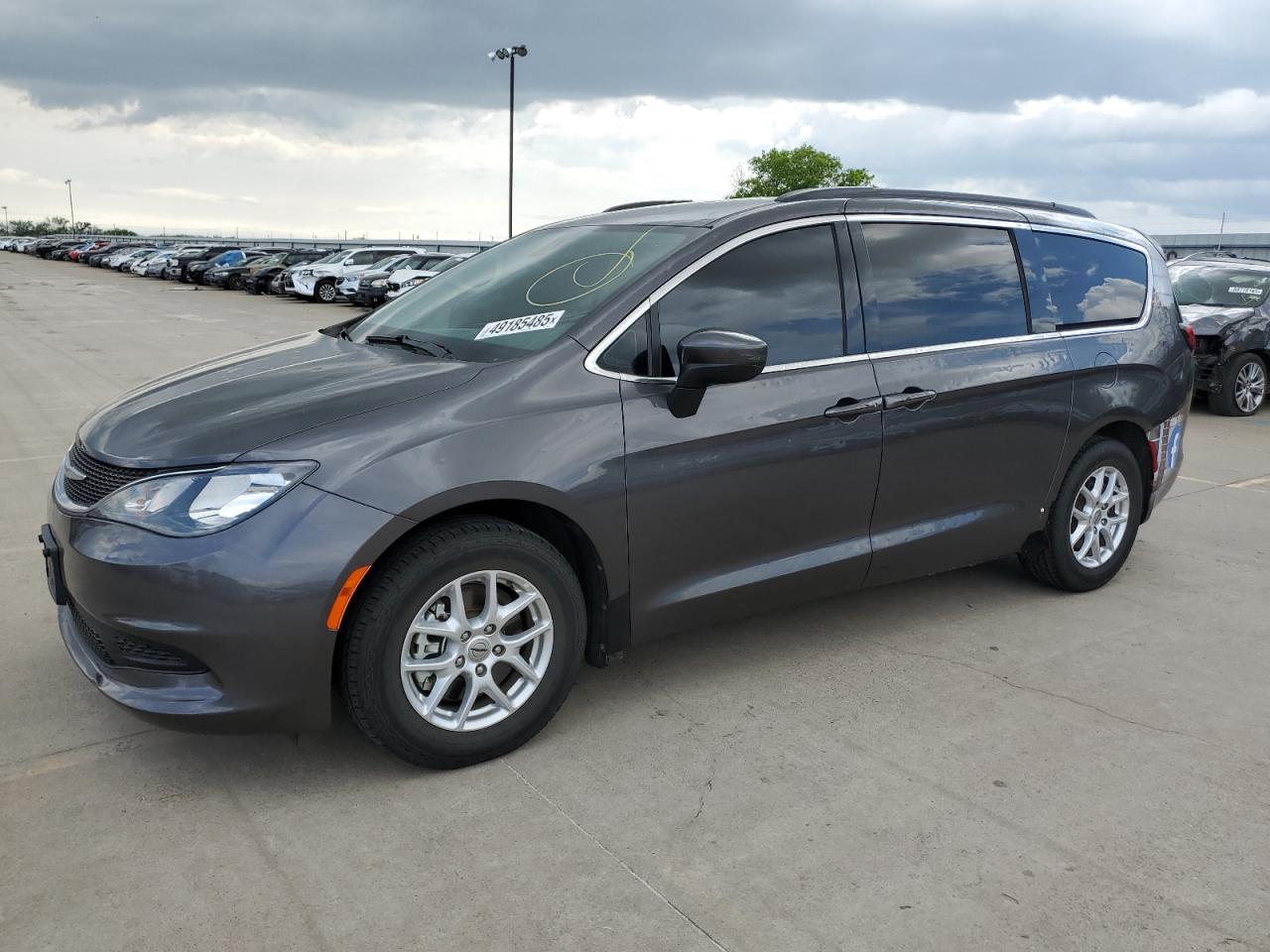 2021 Chrysler Voyager lx