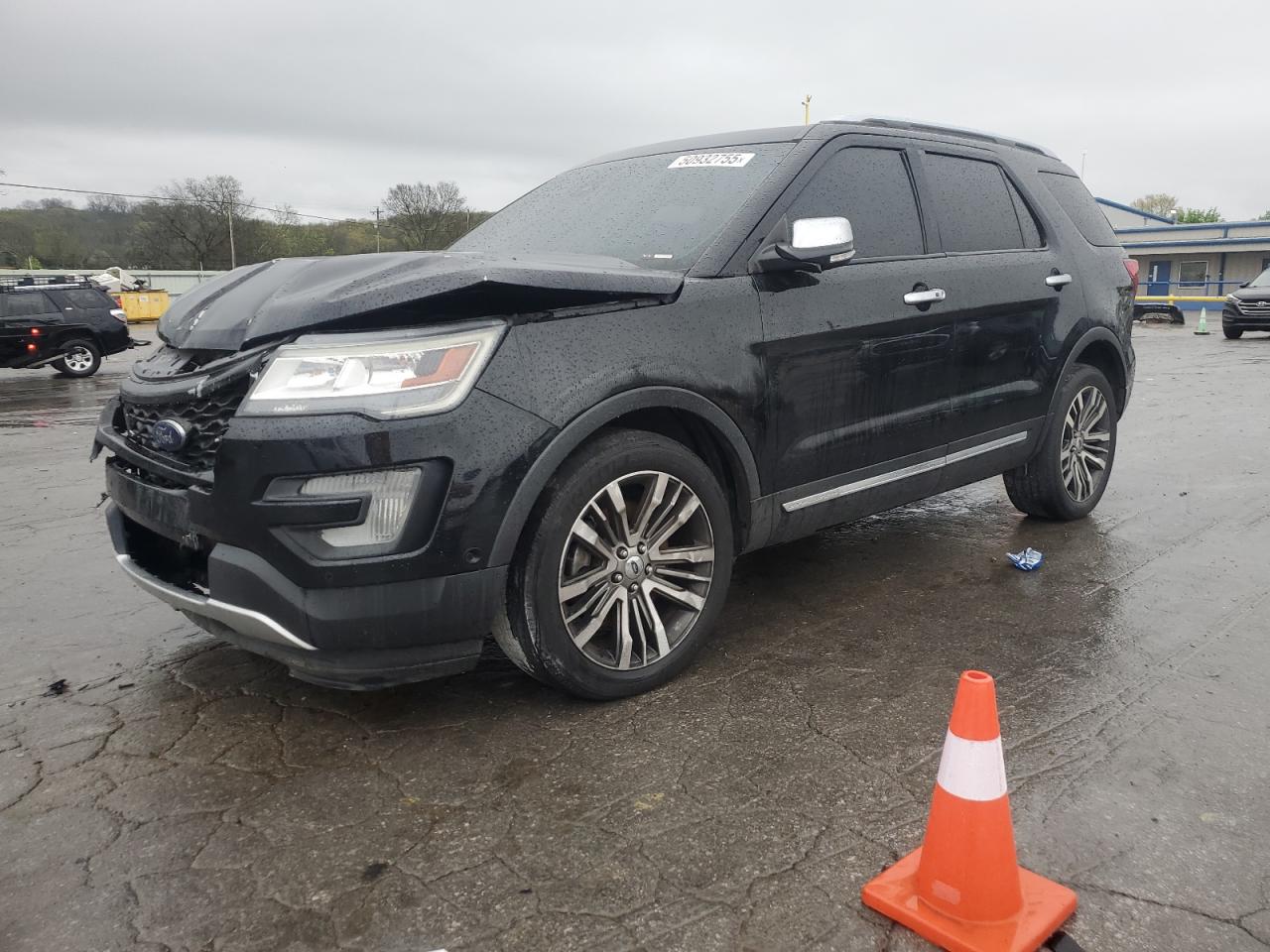 2017 Ford Explorer p