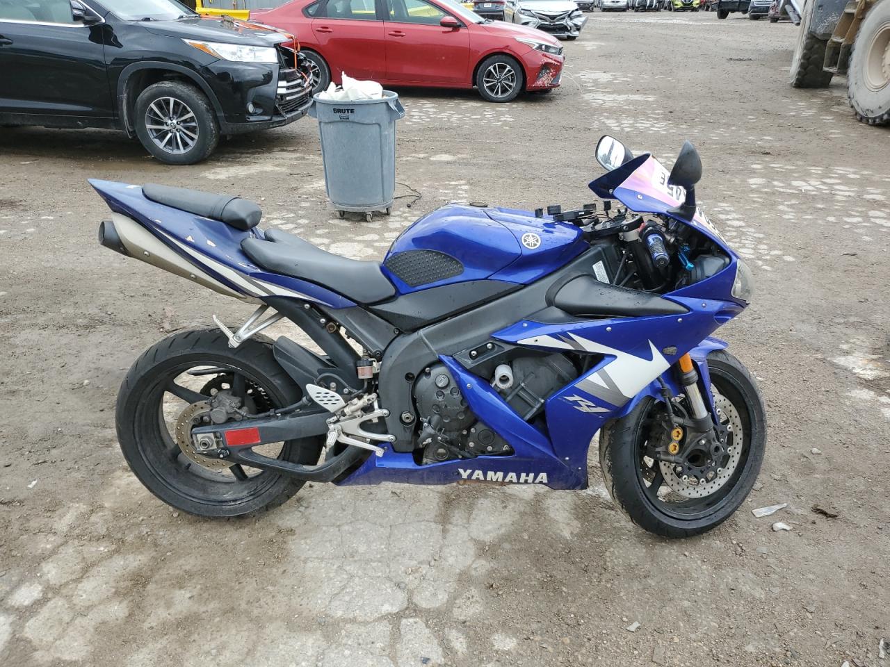 2005 Yamaha Yzfr1