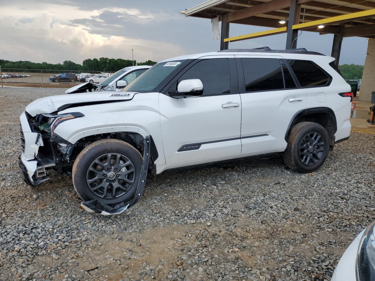 2024 Toyota Sequoia sr