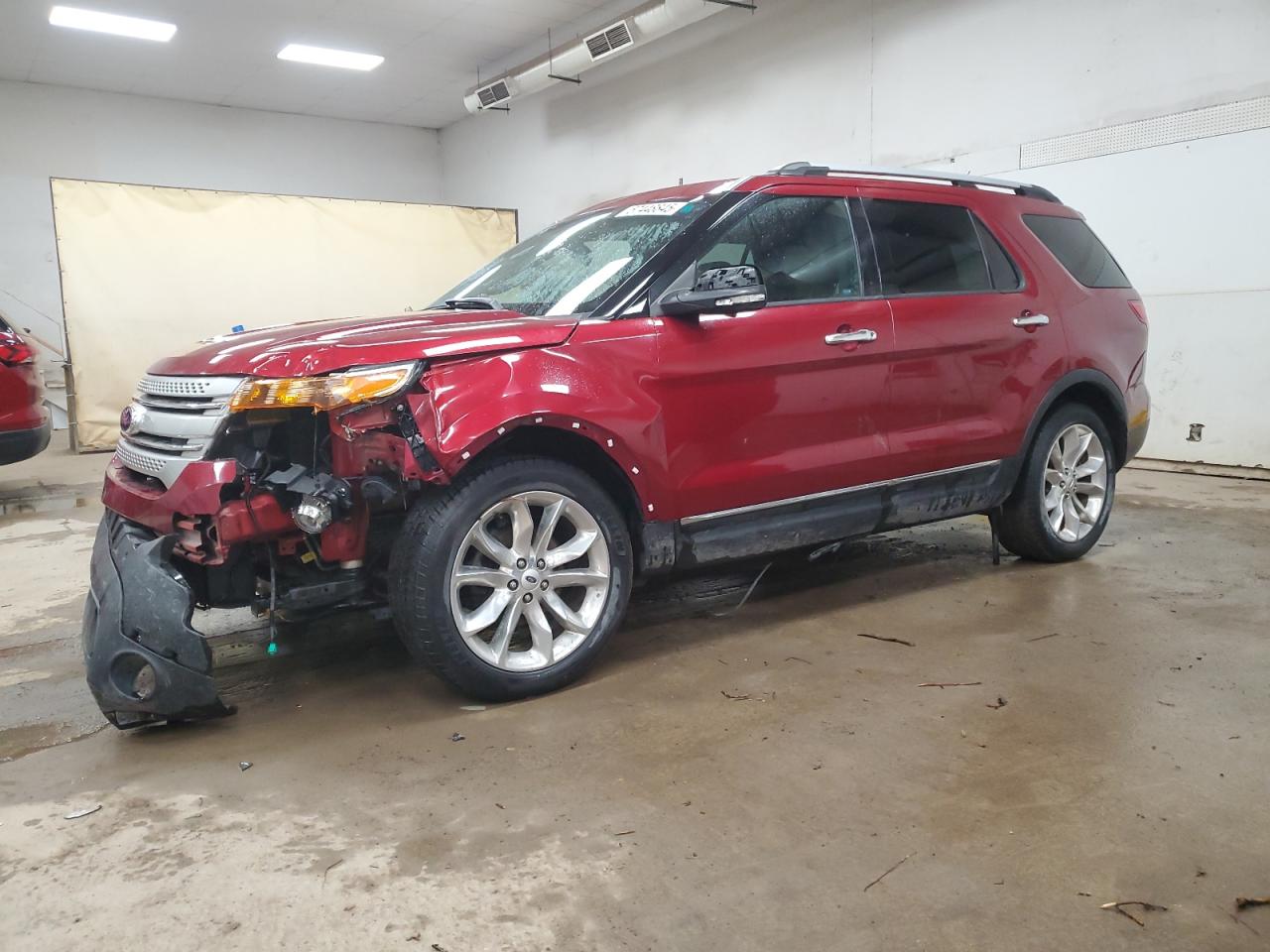 2013 Ford Explorer x