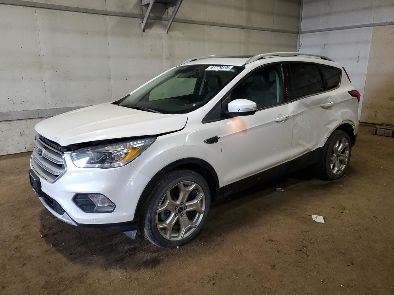 2019 Ford Escape tit