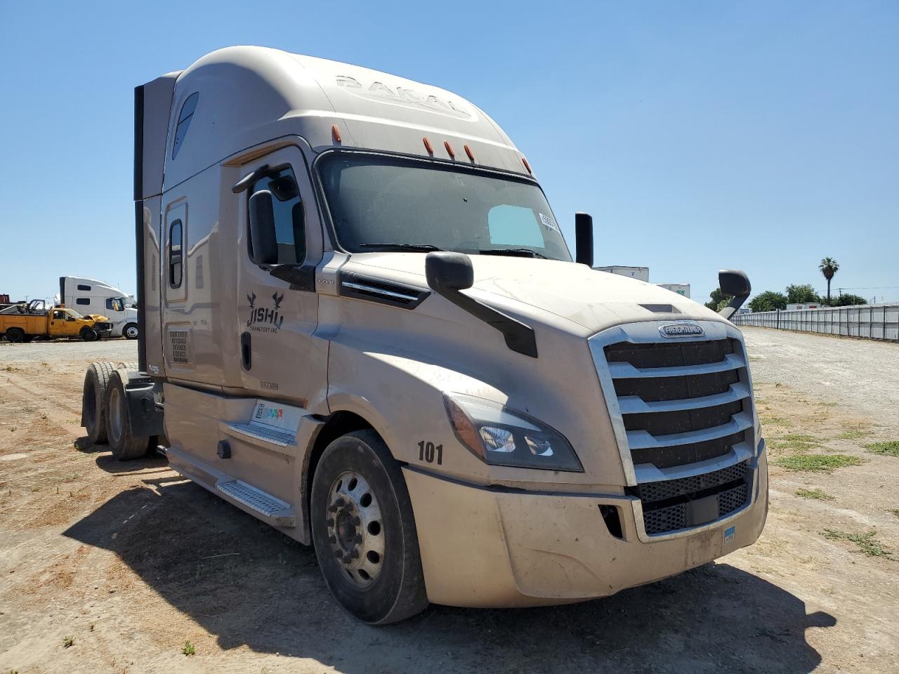 2019 Freightliner Cascadia 1