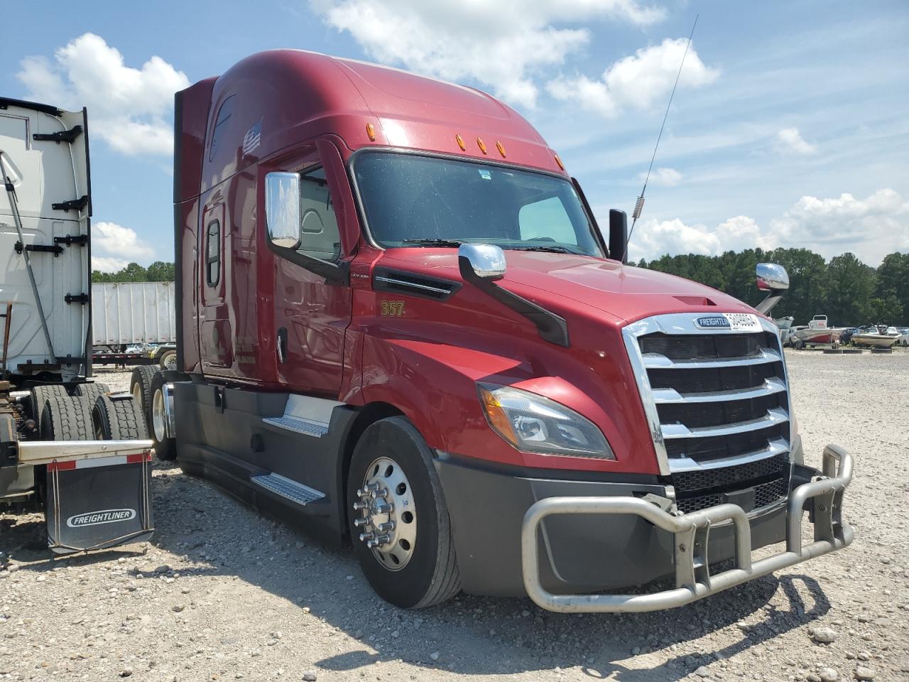 2020 Freightliner Cascadia 1