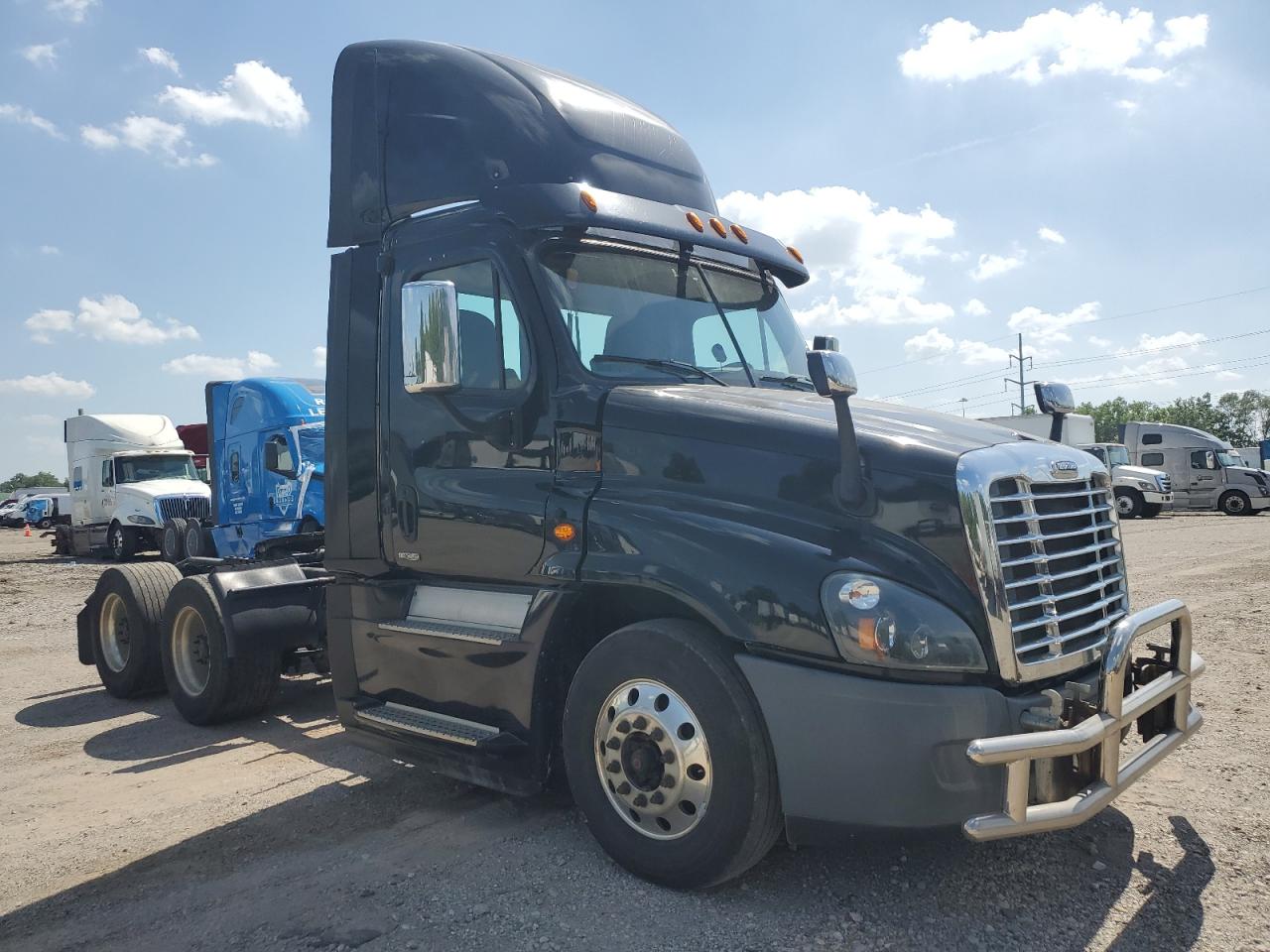 2017 Freightliner Cascadia 1