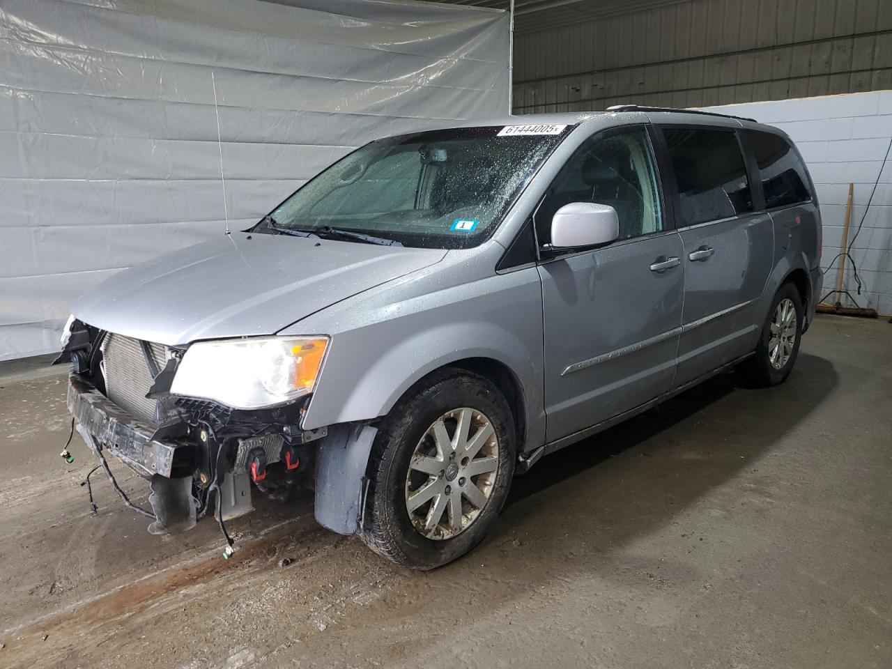 2014 Chrysler Town & cou