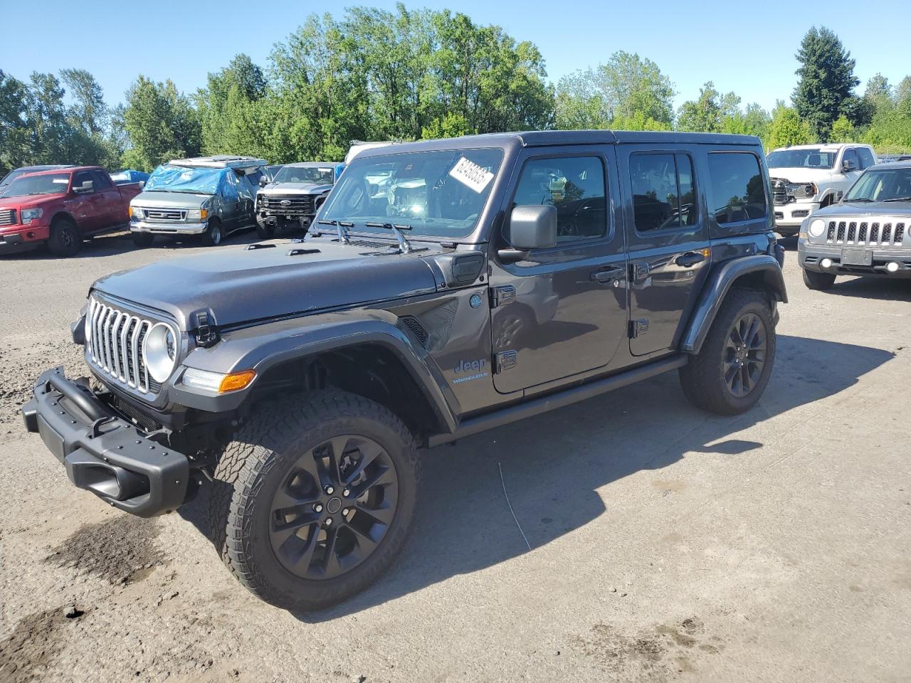 2025 Jeep Wrangler s
