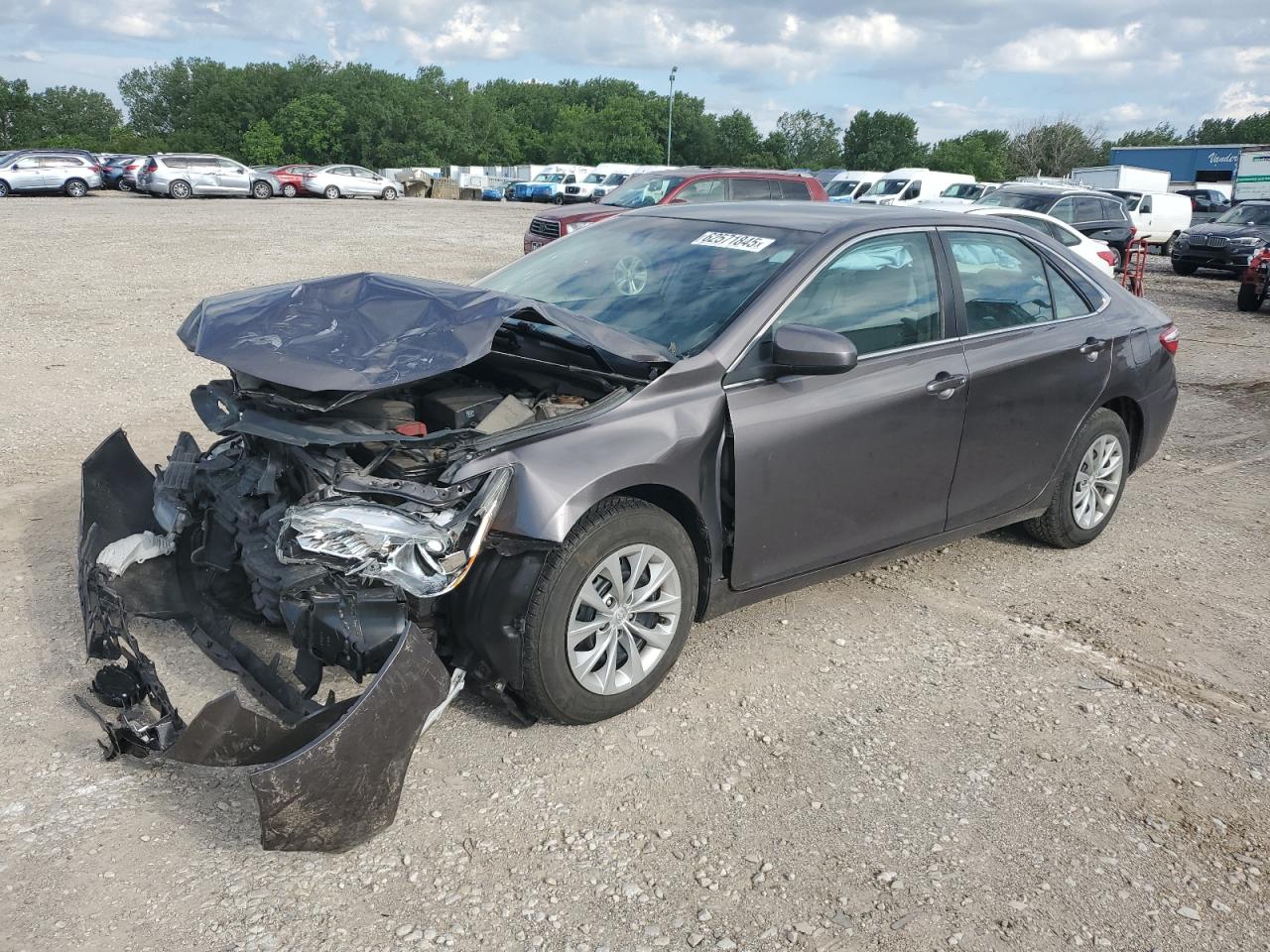 2015 Toyota Camry le