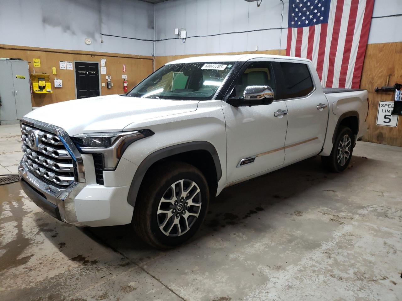 2024 Toyota Tundra cre