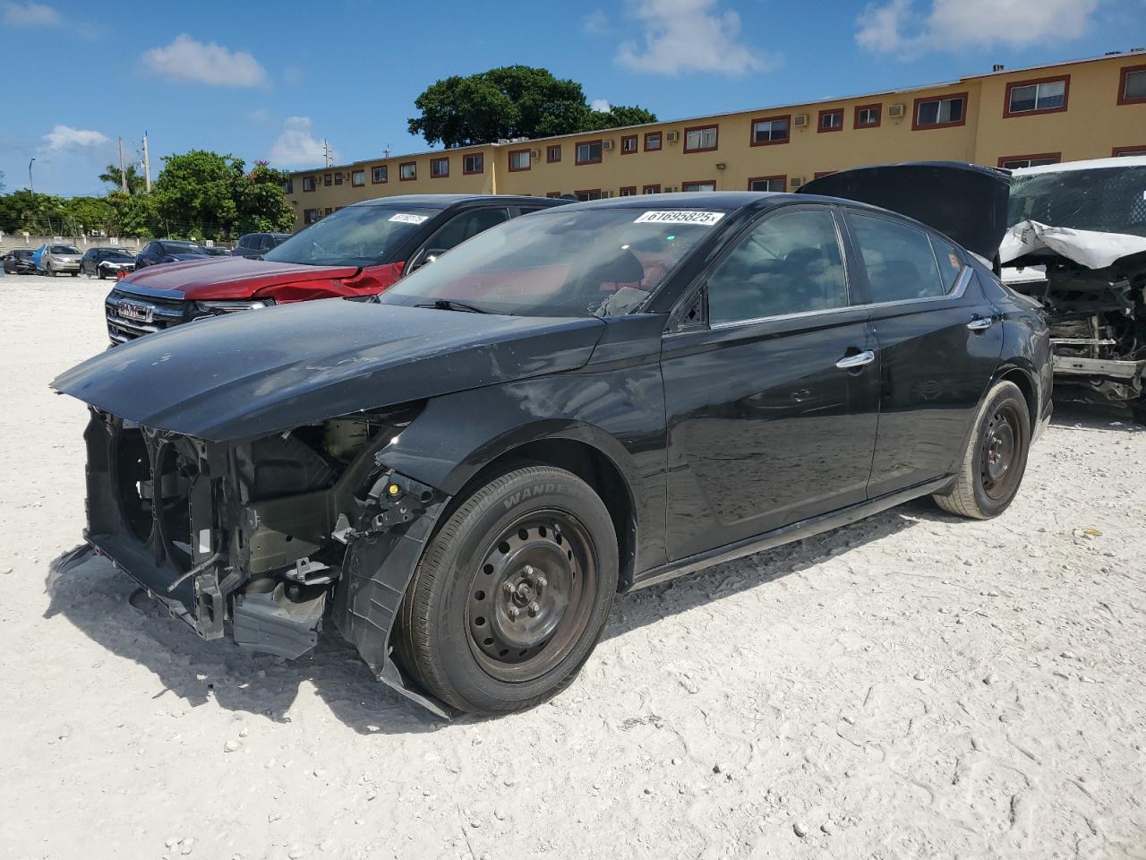 2022 Nissan Altima s