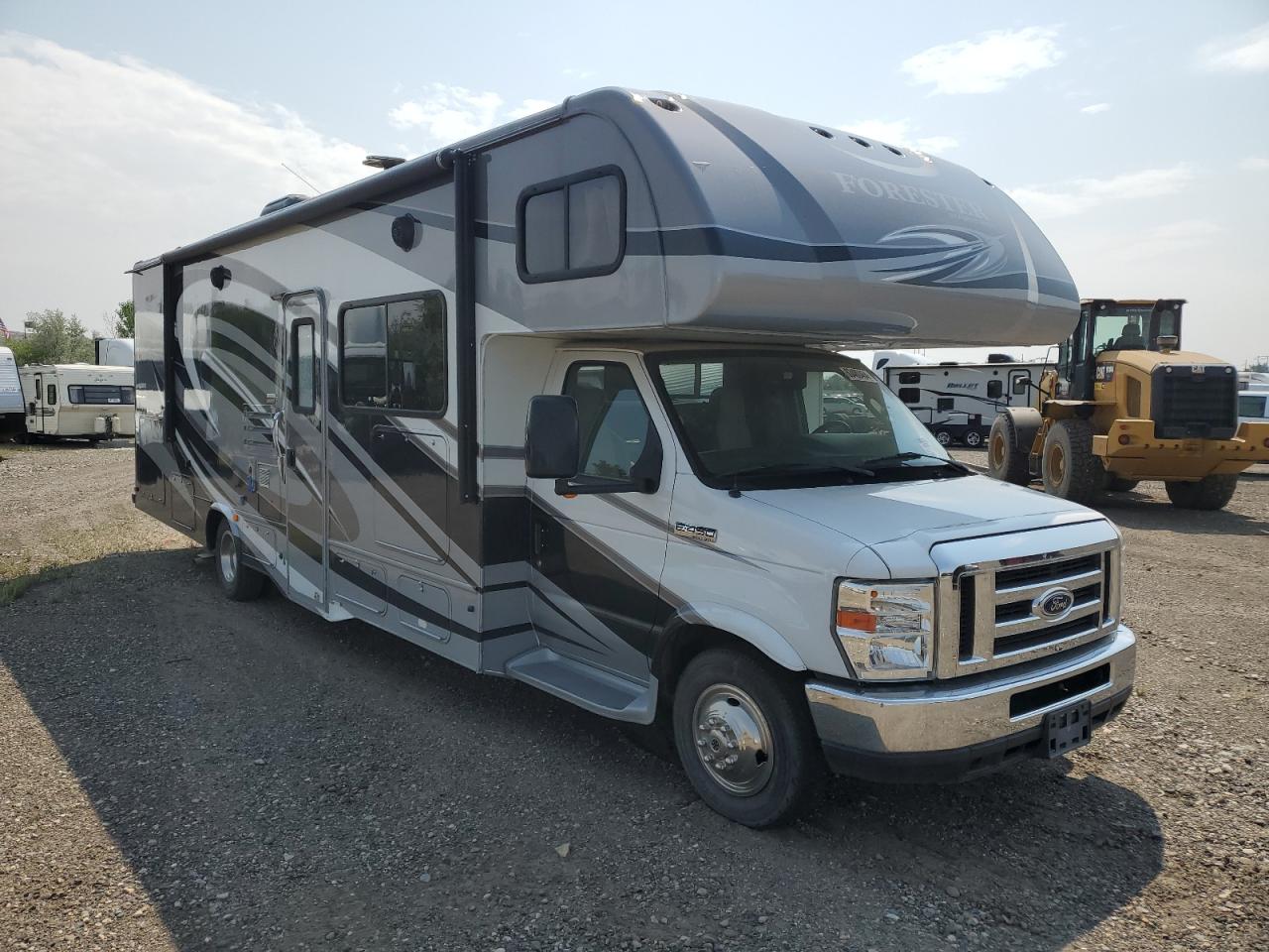 Ford Econoline e450 super duty cutaway van