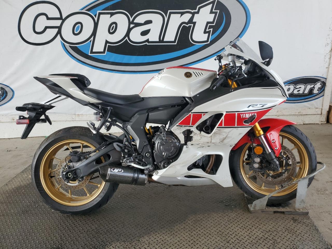 2022 Yamaha Yzfr7