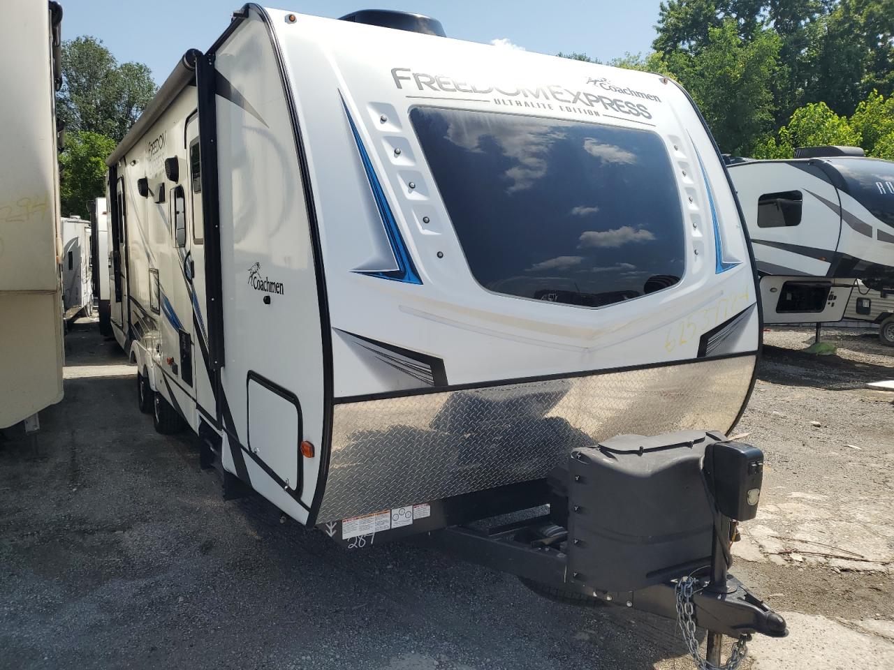 Coachmen Freedom xp