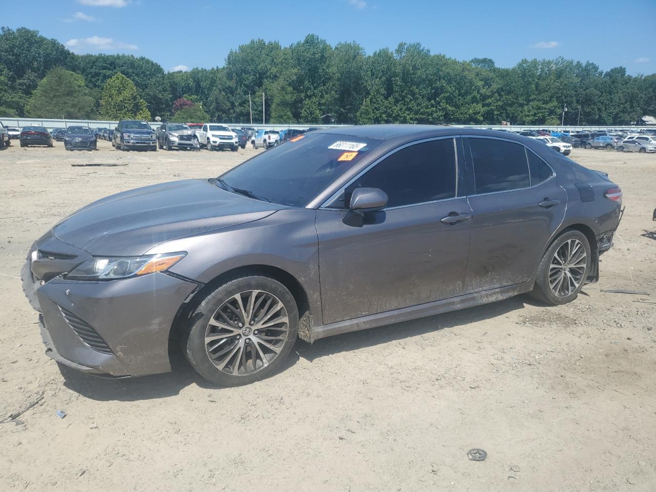 2020 Toyota Camry se