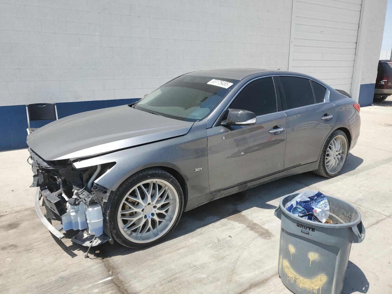 2017 Infiniti Q50 premiu