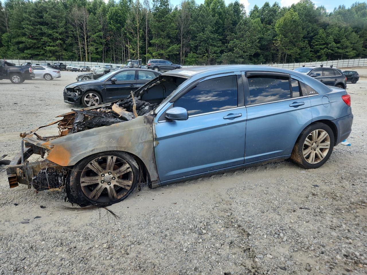 2011 Chrysler 200 tourin