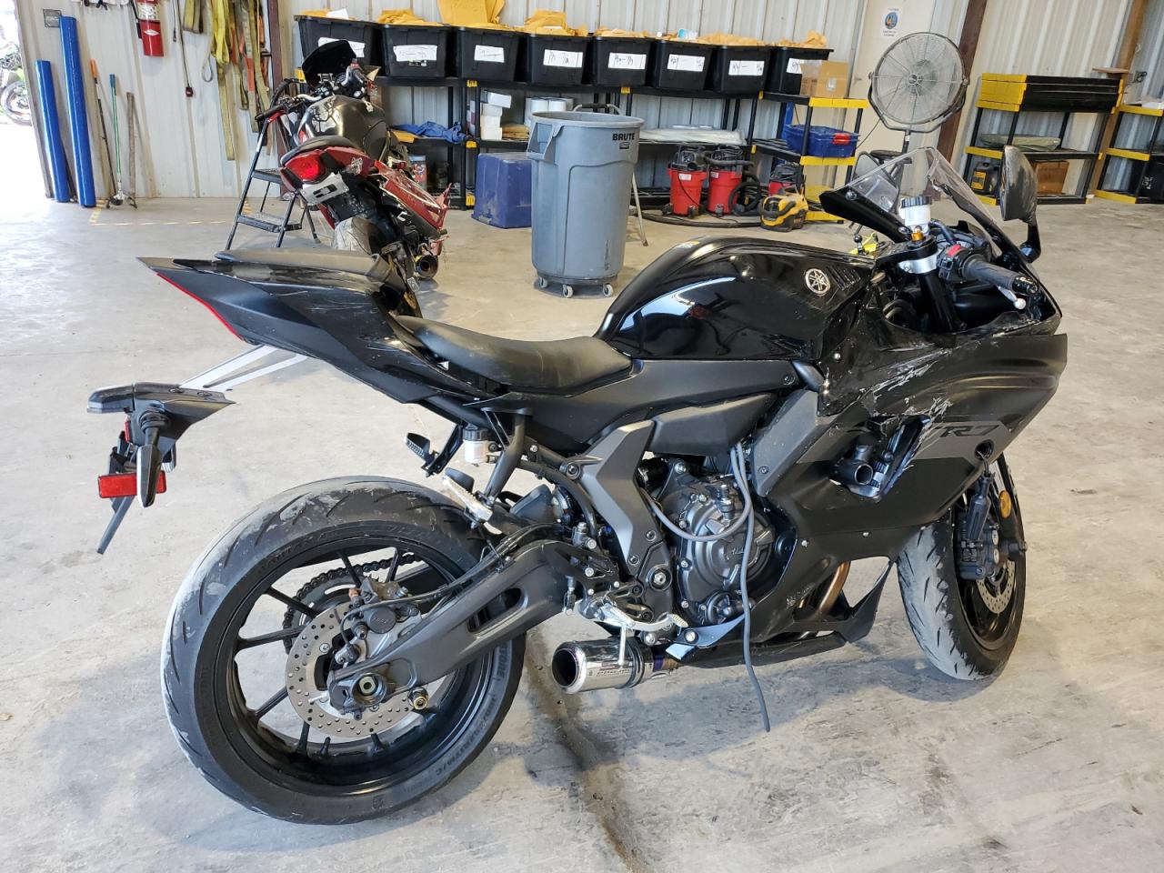 2025 Yamaha Yzfr7