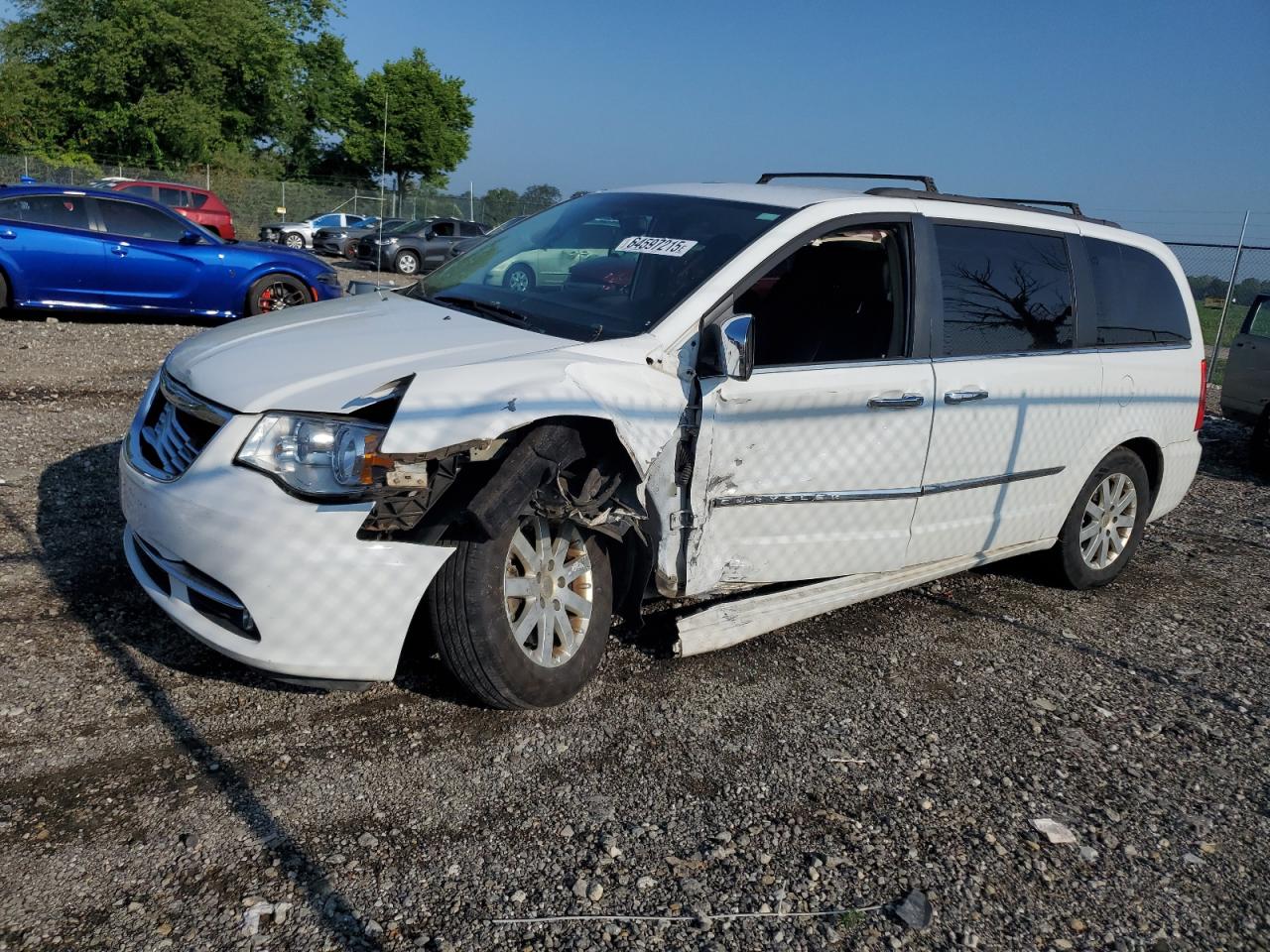 2016 Chrysler Town & cou