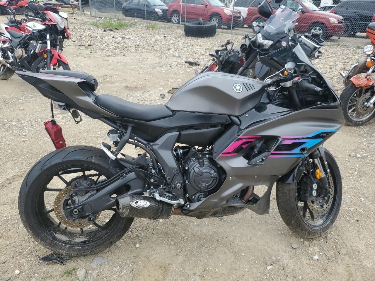 2024 Yamaha Yzfr7