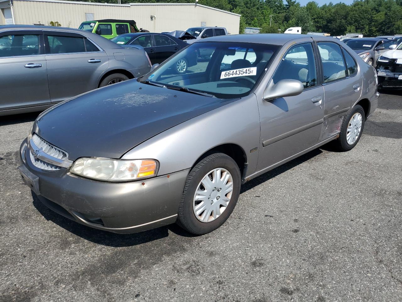 2001 Nissan Altima xe