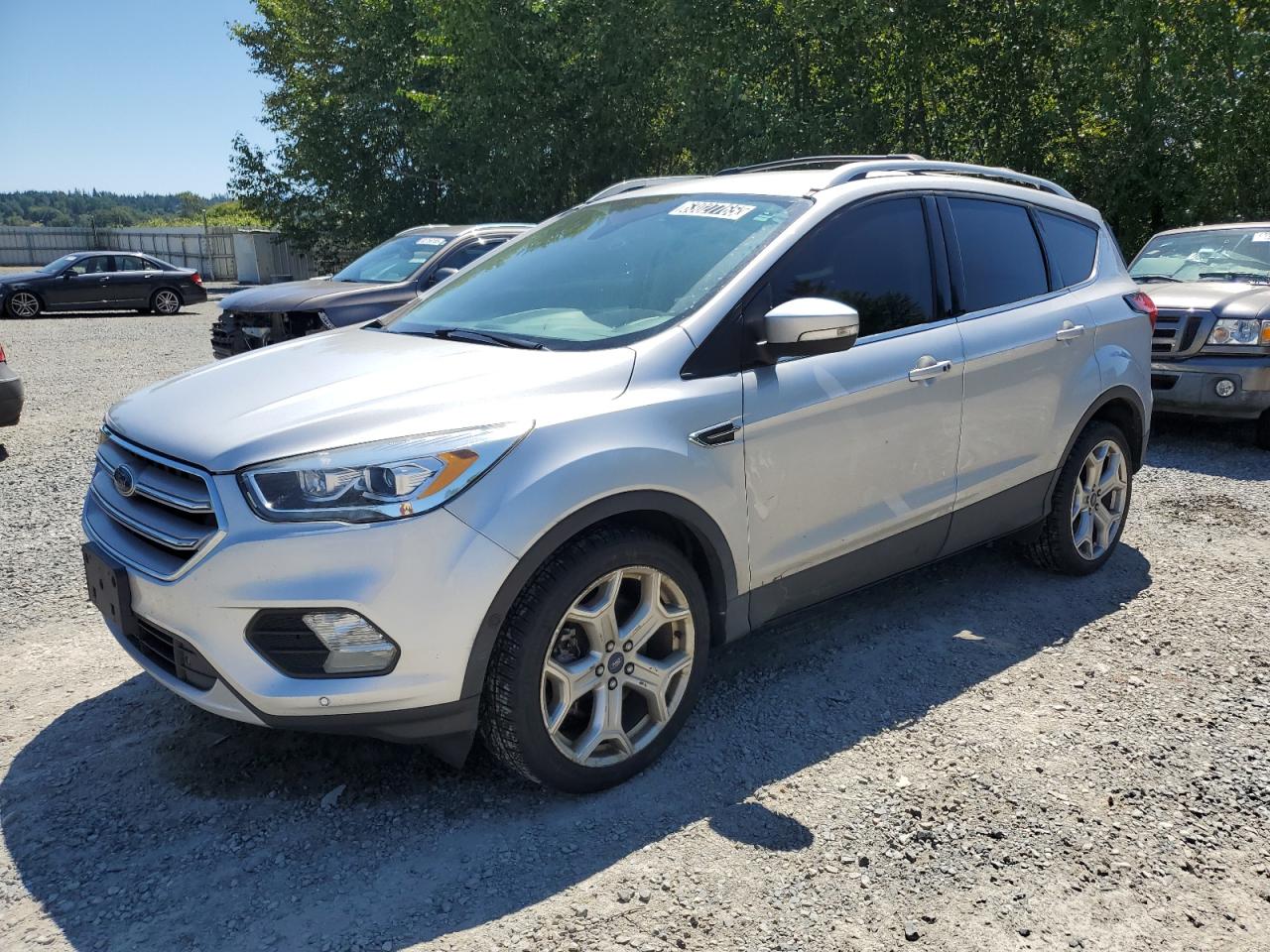 Ford Escape tit
