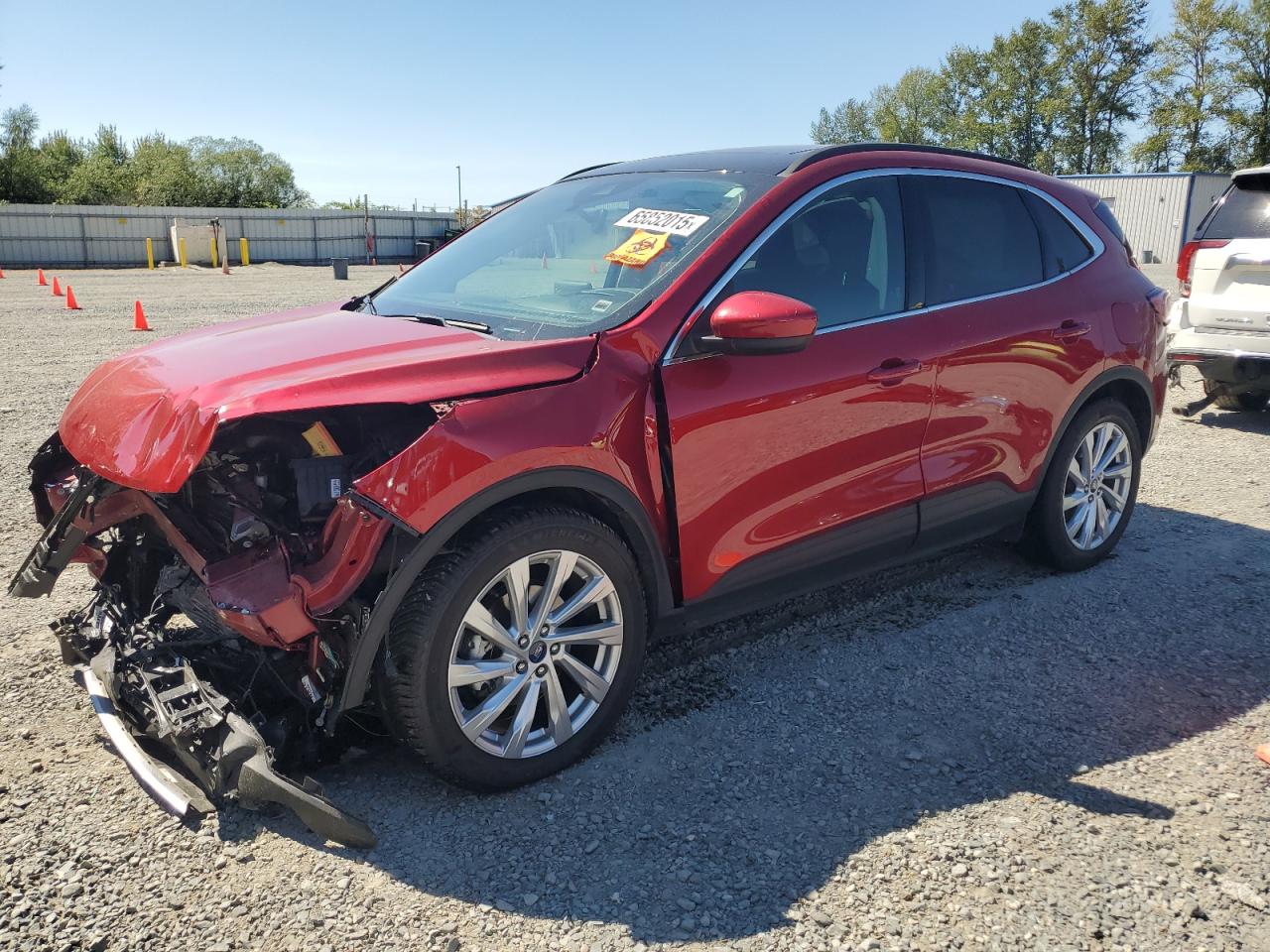 2021 Ford Escape titanium