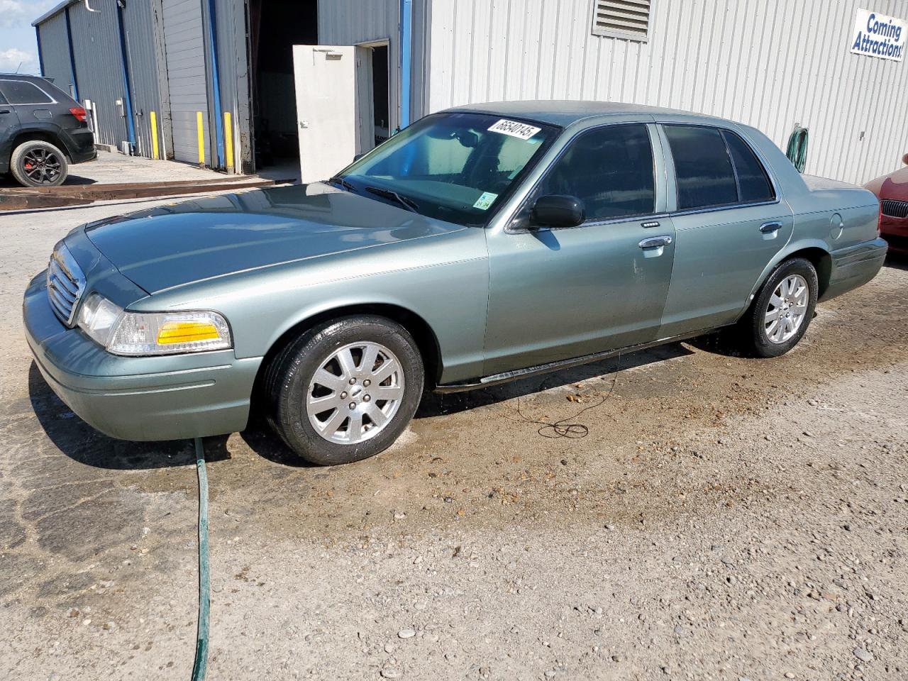 2006 Ford Crown vict
