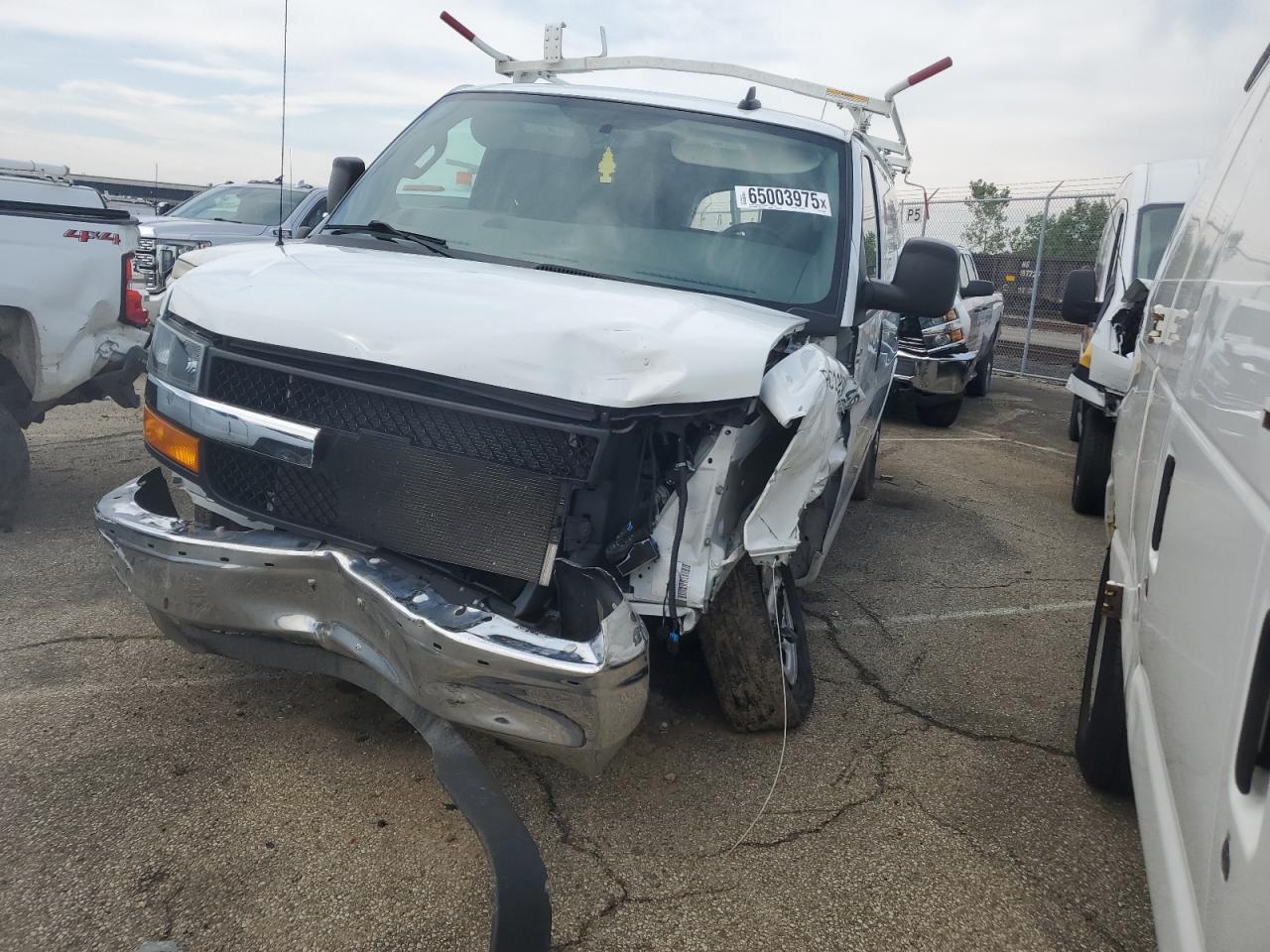 2023 Chev Express g2500