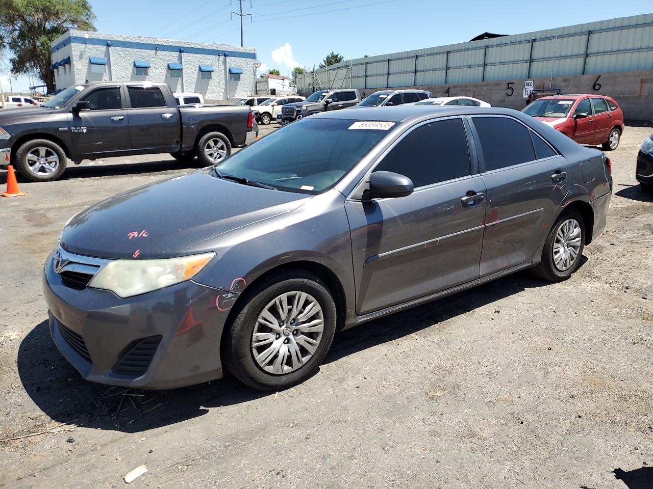 2014 Toyota Camry l