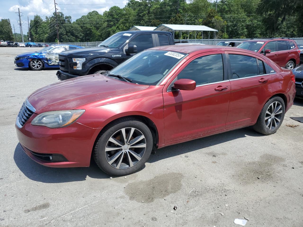 2013 Chrysler 200 tourin