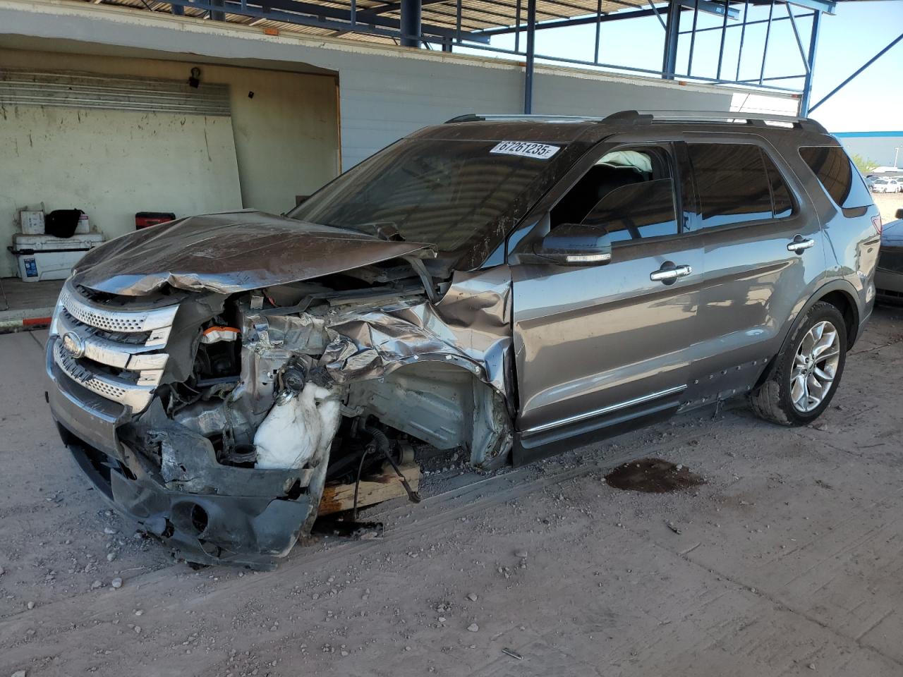 2013 Ford Explorer x