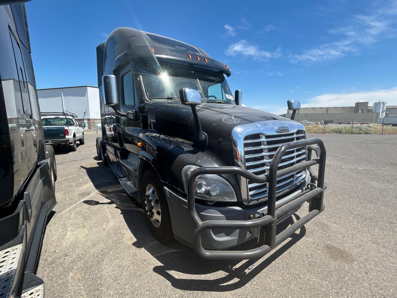 2017 Freightliner Cascadia 1