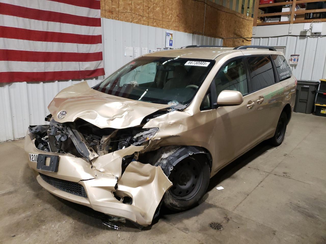 2011 Toyota Sienna le