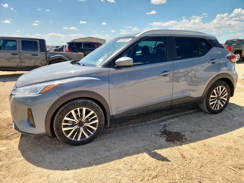 2022 Nissan Kicks Sv