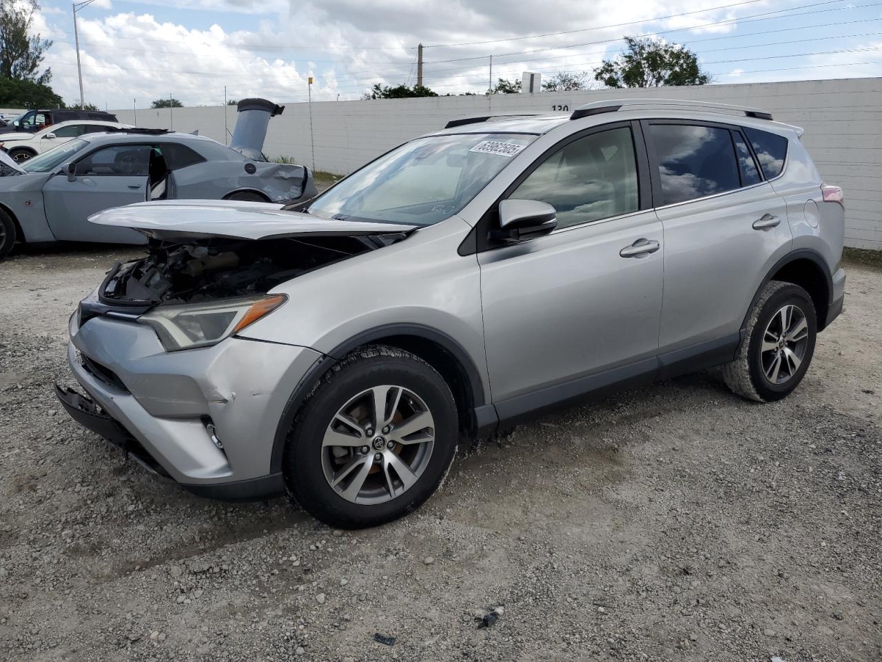 2018 Toyota Rav4 adven