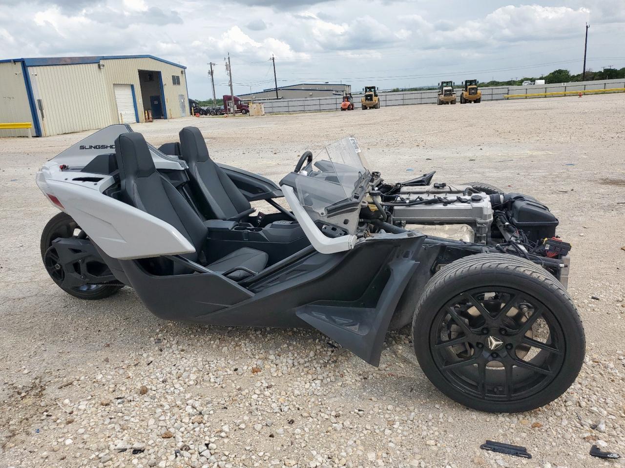 2022 Polaris Slingshot s with technology package