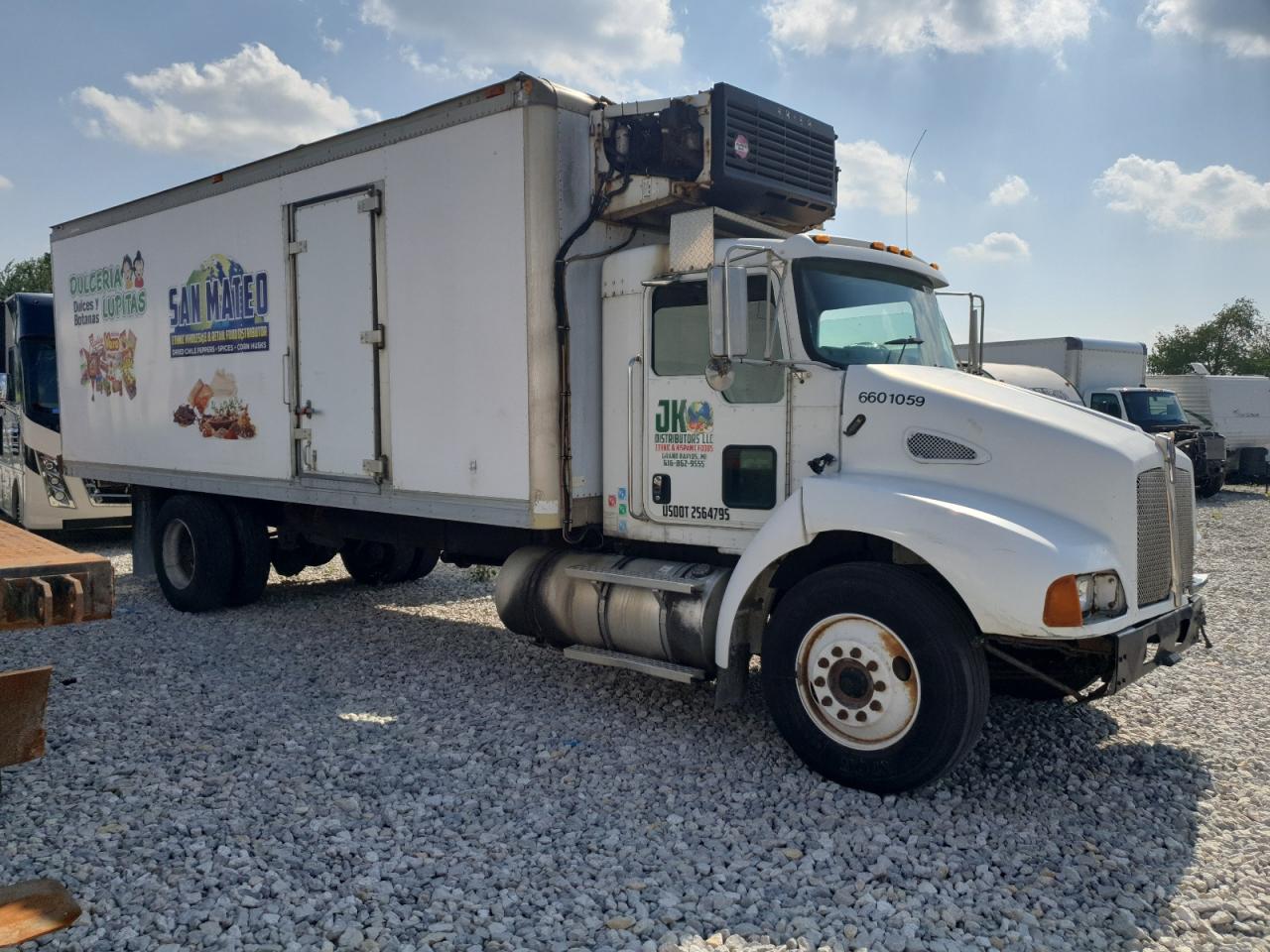2007 Kenworth T300