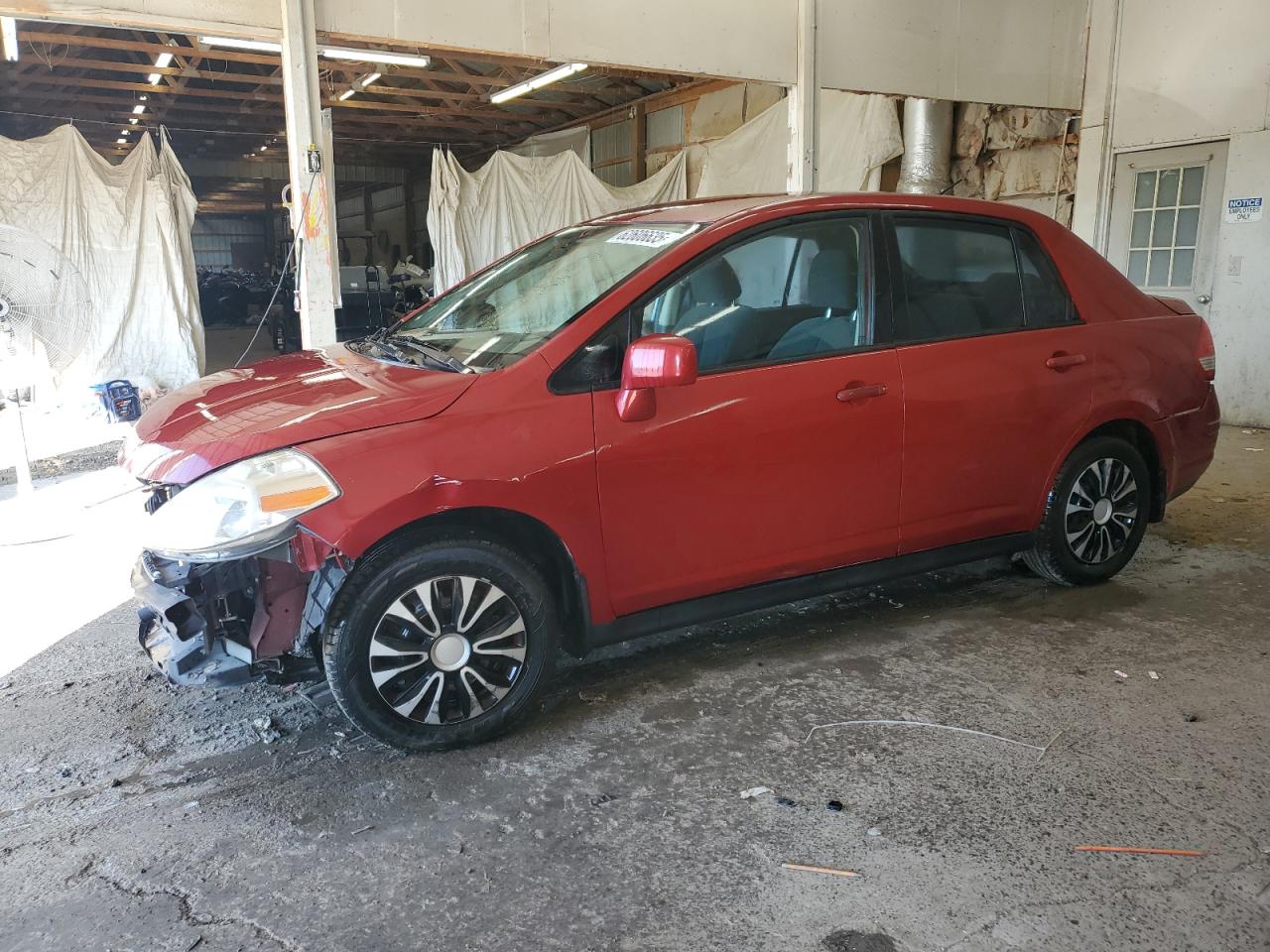 2011 Nissan Versa s