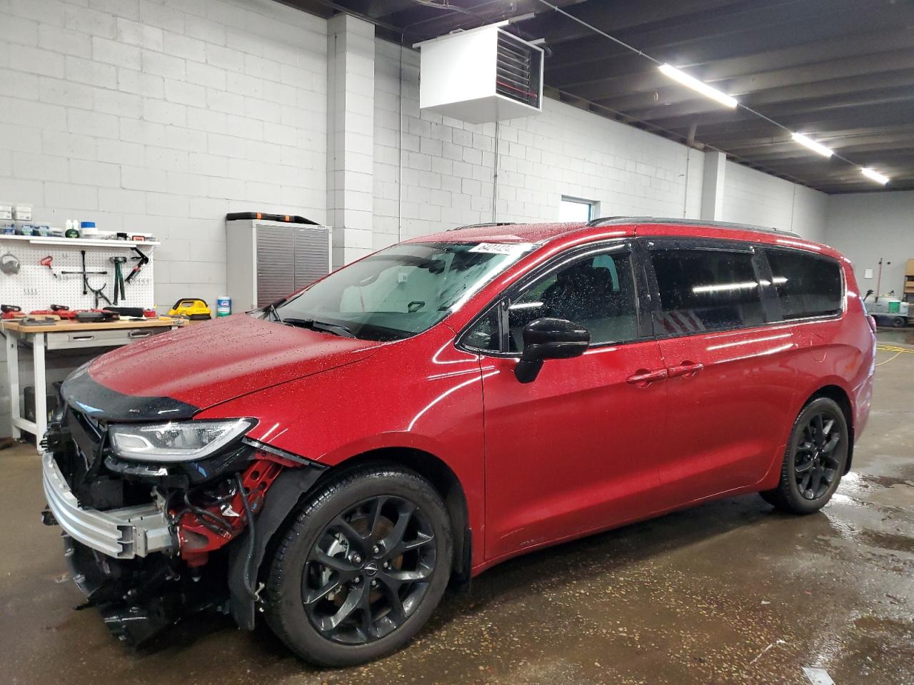 2024 Chrysler Pacifica t