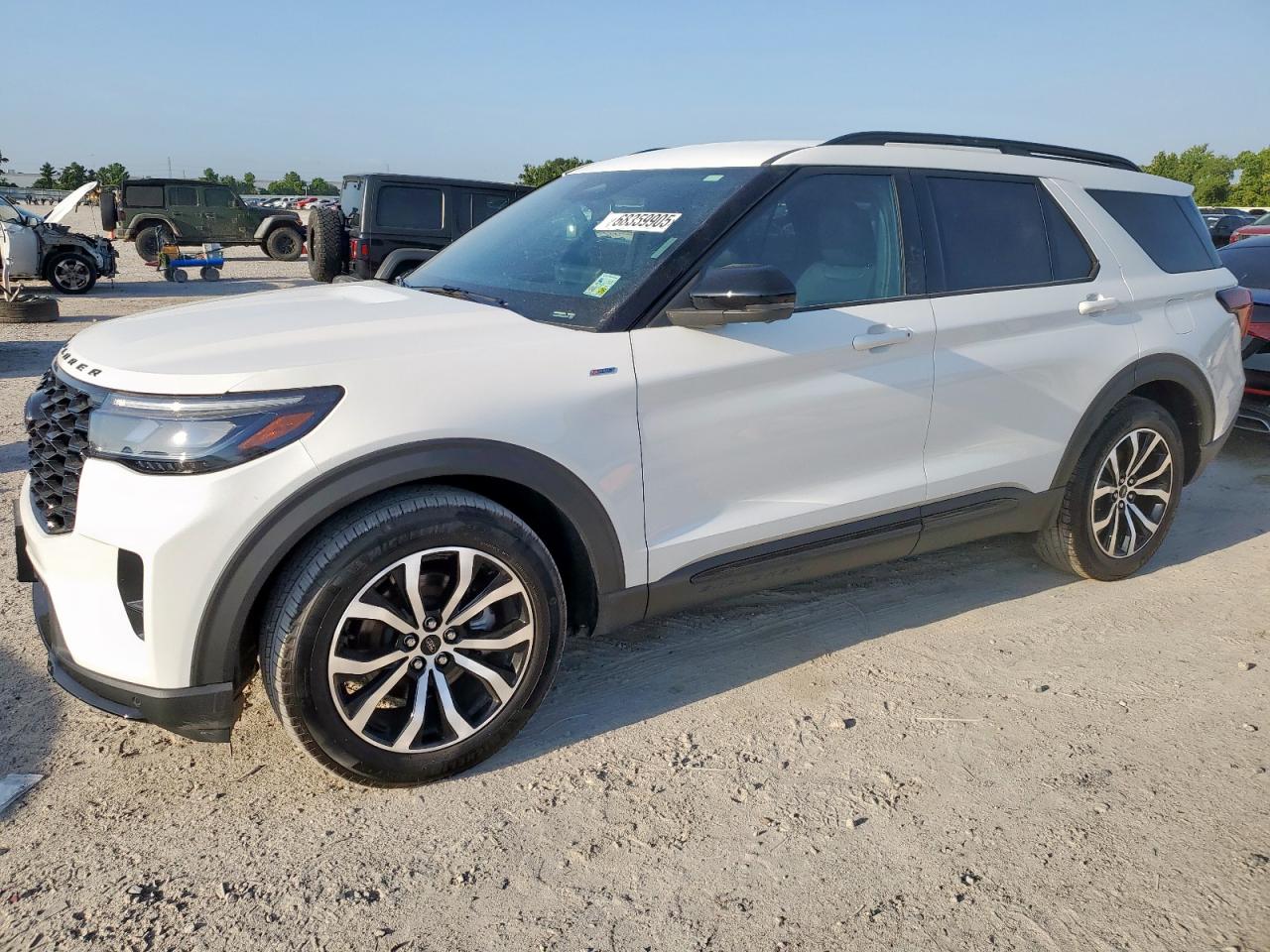 2025 Ford Explorer s ST-LINE