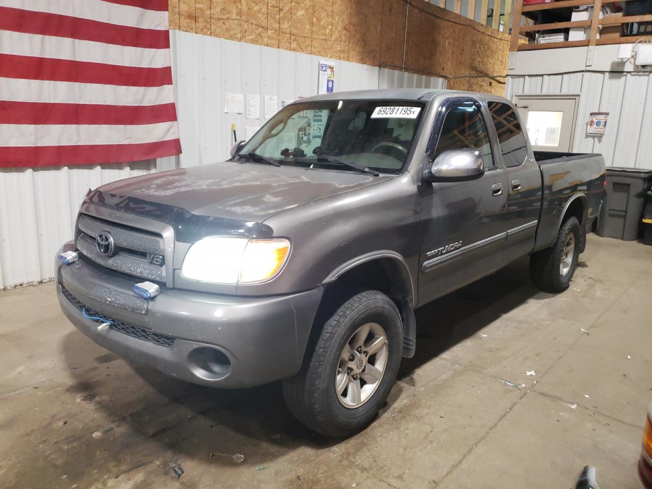 2005 Toyota Tundra acc
