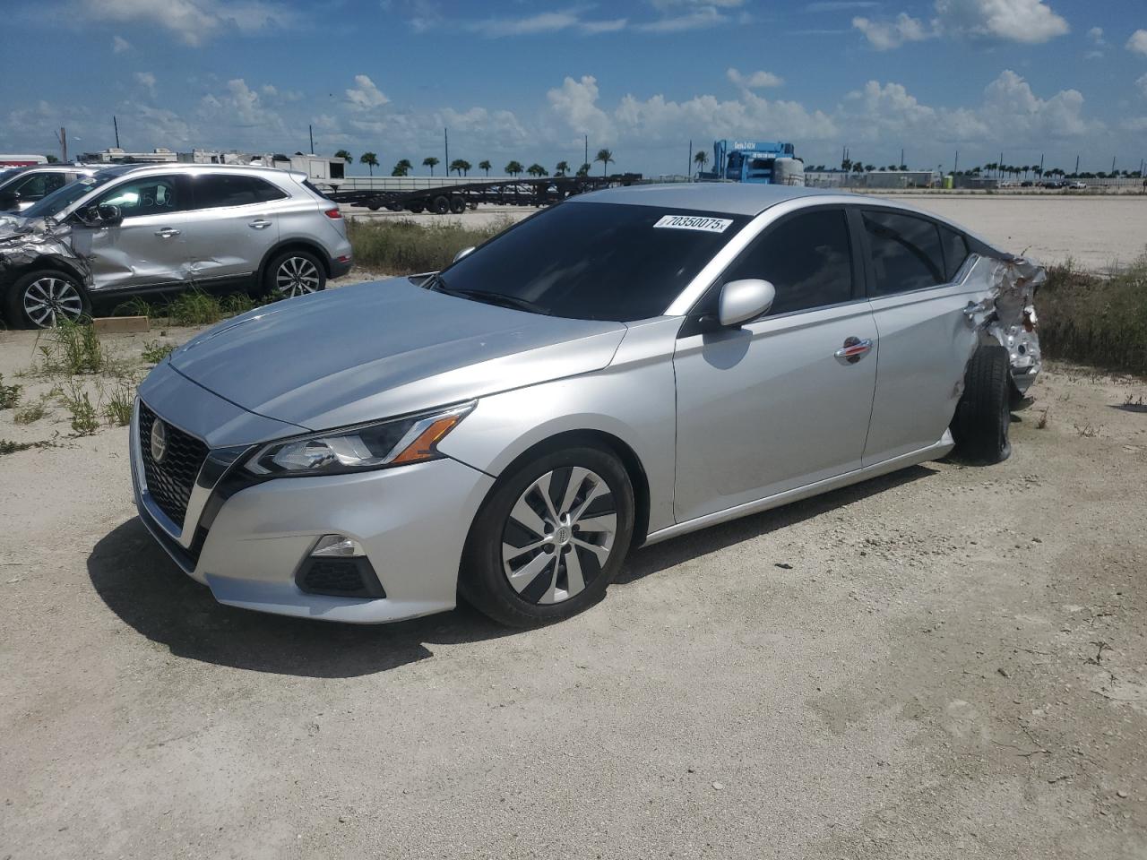 2020 Nissan Altima s S