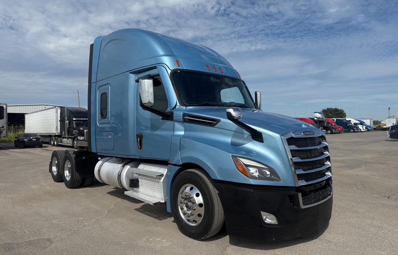 2023 Freightliner Cascadia 1