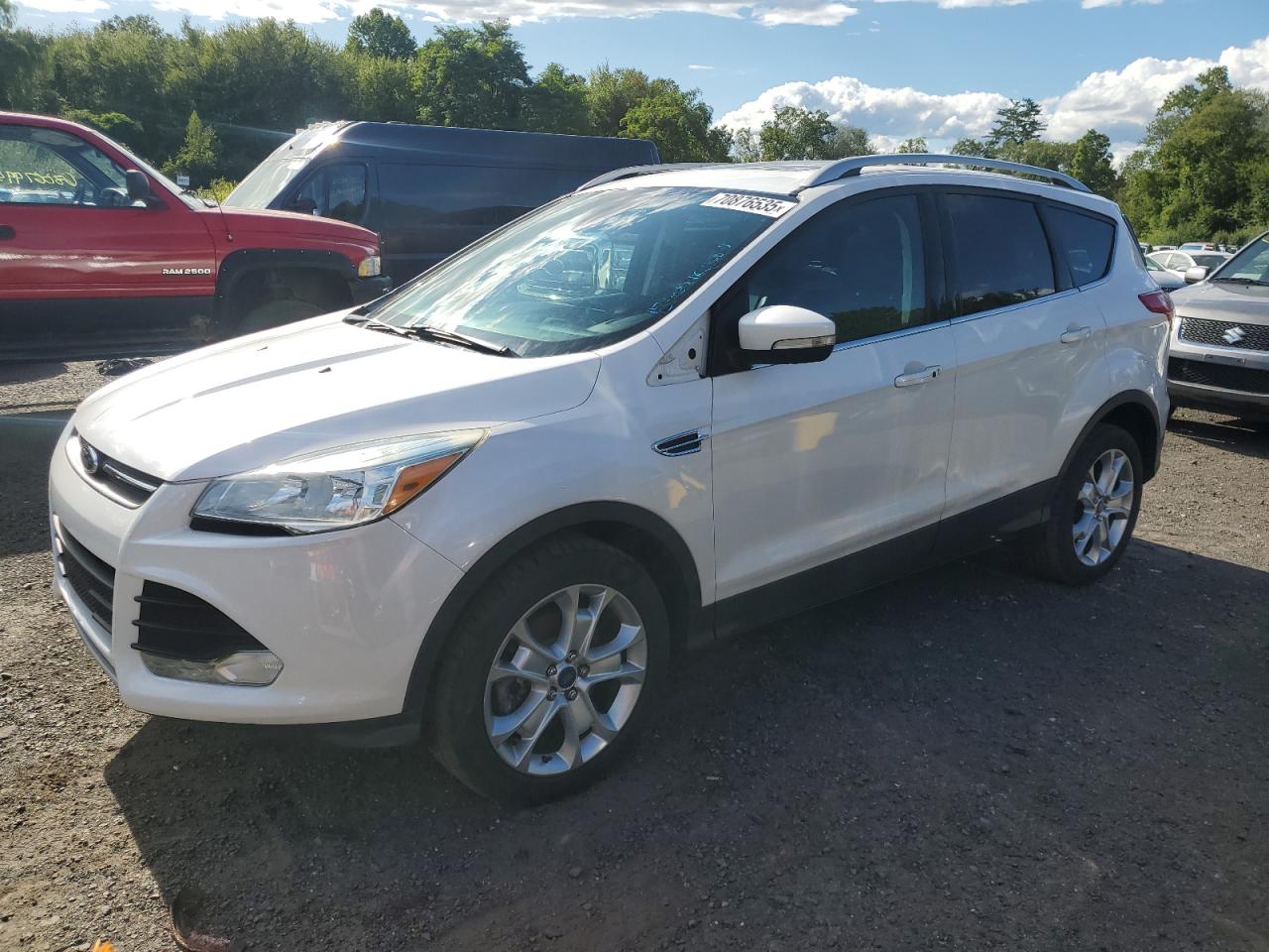 2016 Ford Escape tit