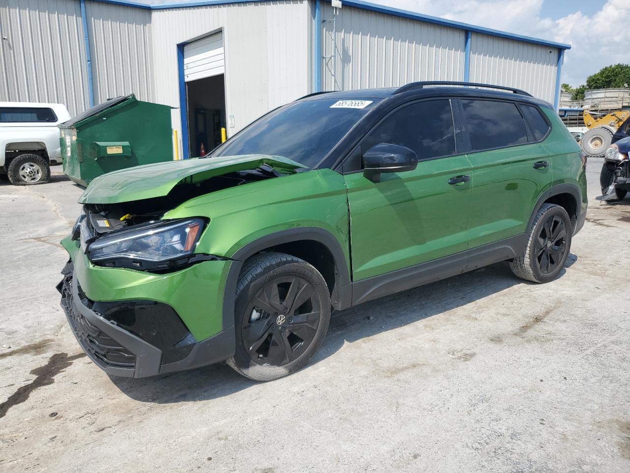 2025 Volkswagen Taos se black