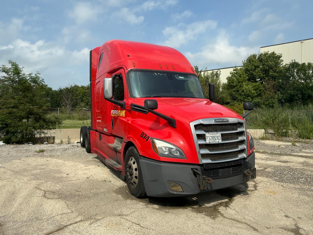 2020 Freightliner Cascadia 1