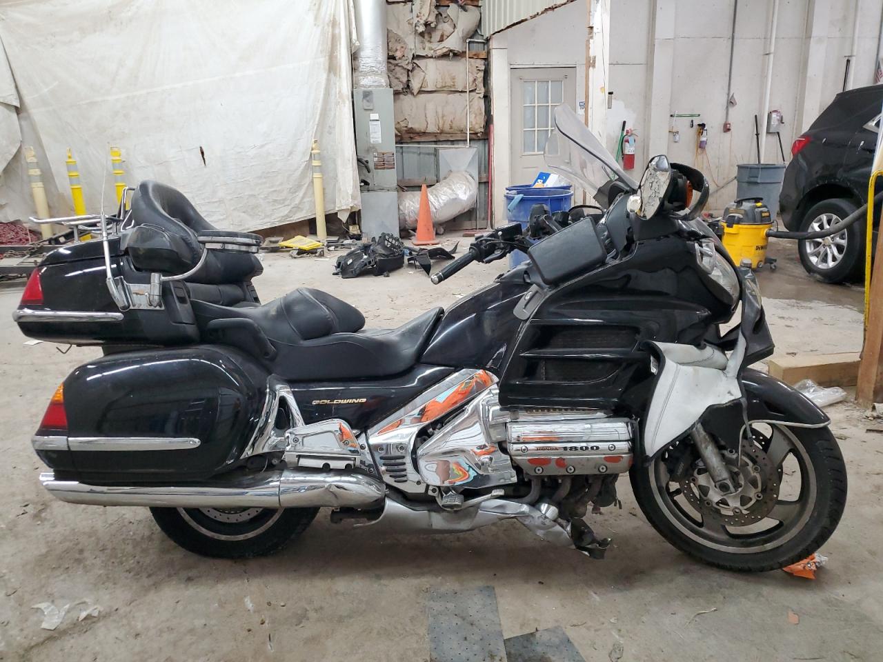 2002 Honda Gl1800