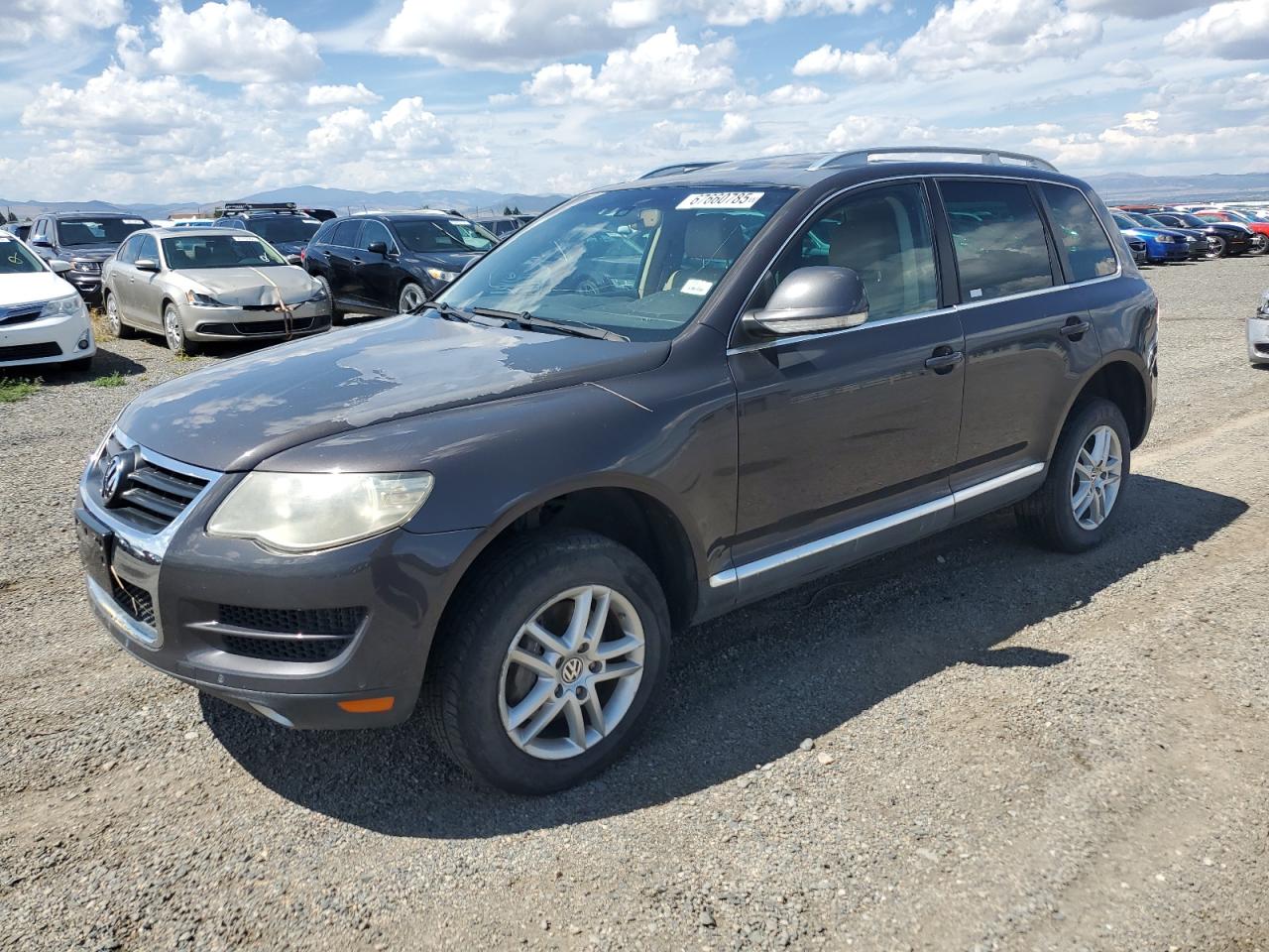 Volkswagen Touareg 2