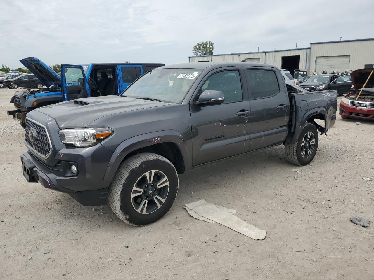 2019 Toyota Tacoma dou